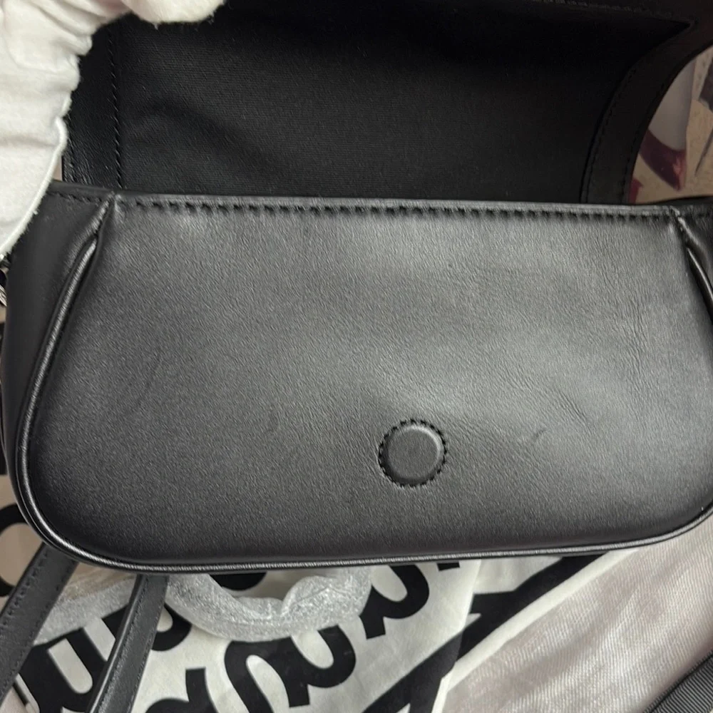 Marc Jacobs Black Crossbody Bag - Picture 8 of 16